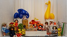 Najdete mezi p�edlistopadovými hra�kami alespo� jednu v�c, s ní� jste si jako...