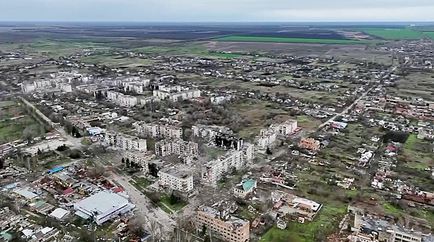 Další velký ruský útok na Ukrajinu může přijít velmi brzy, varují USA i Zelenskyj