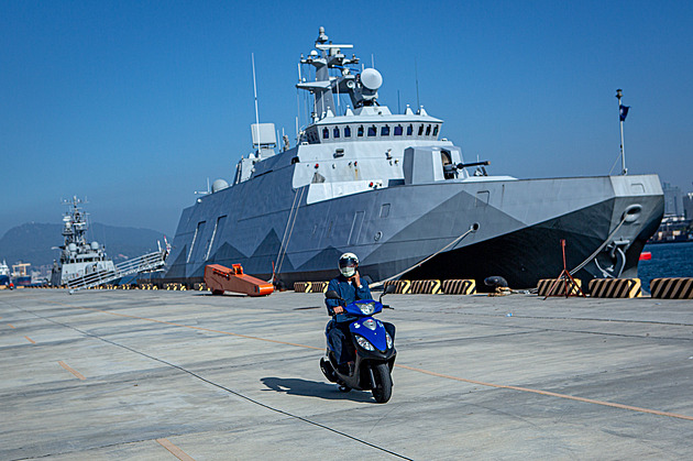 Dosud největší manévry. Čína cvičí blokádu Tchaj-wanu i odrazení dalších zemí