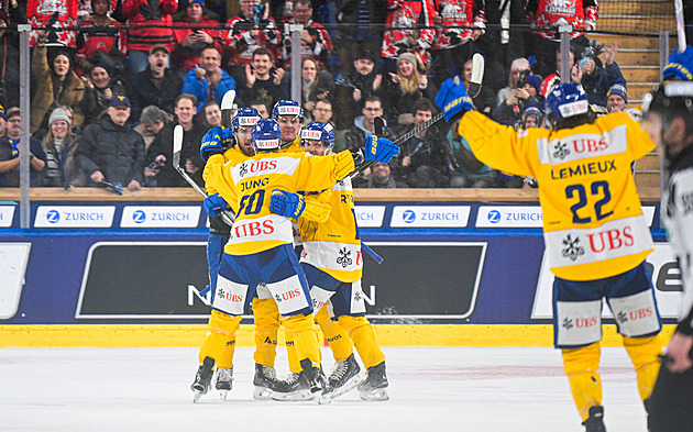 Zadina je hrdina, rozhodl finále Spengler Cupu pro Davos. Gól dal i Stránský