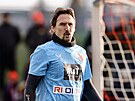 Branká� Martin Vaniak ve slávistickém dresu v utkání veterán� b�hem...