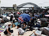 Lidé v australském Sydney se chystají oslavit p�íchod nového roku 2026. (31....