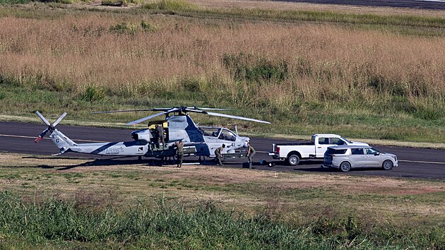 Americk� vrtuln�k AH-1Z Viper na vojensk� z�kladn� na Portoriku (30. prosince 2025)