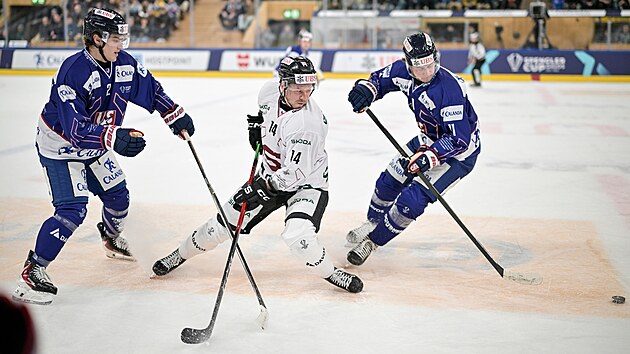 Spengler Kupası ONLINE: Sparta yarı finalde bir üniversite takımıyla karşı karşıya