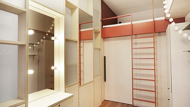 Prom�na se ujaly architektky Ludmila Foblov� a Veronika Vesel� ze studia Tek Tek architekti.