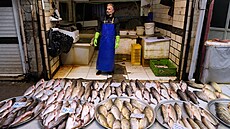 Írán za�ívá protesty obchodník�, kte�í kv�li slábnoucímu rijálu nechávají své...