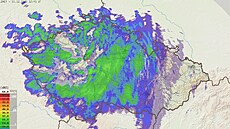 Na v�t�in� území �ech u� sn�í a p�echodn� i intenzivn� (na radaru sv�tle...