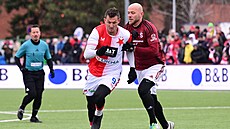 Tomá� Necid (9) b�hem silvestrovského pra�ského derby.