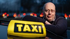 Klienti se zví�aty? Psy vozím u spolujezdce pod nohama. Nebo kdy� má klient...