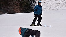 Ly�a�ské areály v Beskydech po ochlazení zahájují sezonu. Na snímku Ski Park...