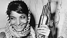 Lajla Chálidová, jedna z osob zapojených do únosu letadla Boeing spole�nosti...