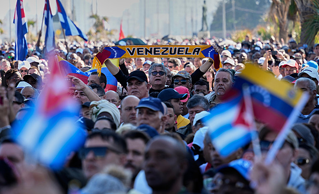Uragán nad ostrovem svobody. Co dělá z Kuby tradičně důležitý cíl velmocí