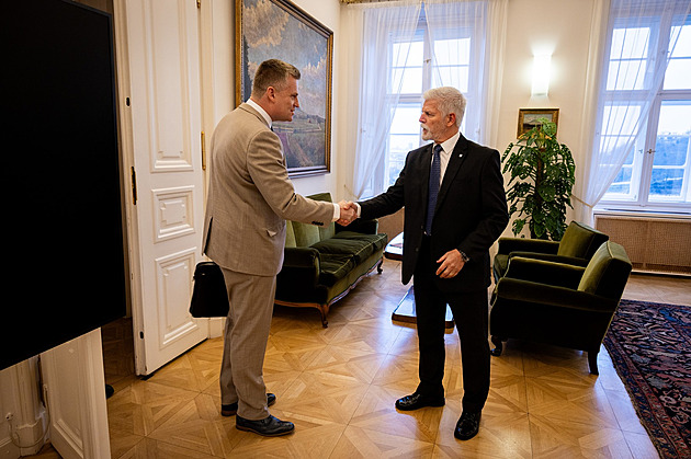 Absurdní a hranatě nehorázné, reaguje Kupka na Turkův plán žalovat prezidenta