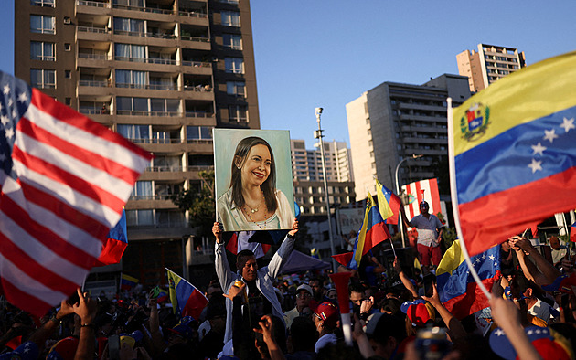 Trump se setká s opozičnicí Machadovou. Nobelovku by od ní přijal