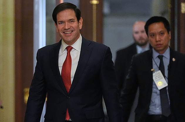 Brzy bezpečně do Venezuely, slíbil Trump a nařídil otevření vzdušného prostoru