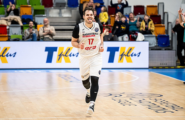 Jako za časů v reprezentaci. Bohačík slavil s vyplazeným jazykem: Ale necítil jsem se