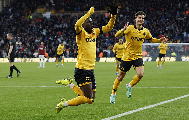 ONLINE: Hraje se vložené kolo anglické ligy. V akci City, Chelsea, United i Wolves