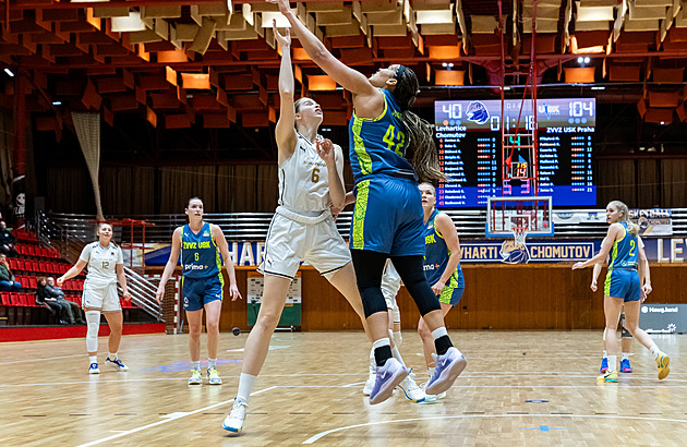 ŽBL zažila velké návraty. K výhrám pomohly Jonesová i Stoupalová
