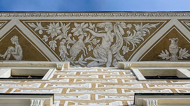 Lešení z litomyšlského zámku je pryč, renesanční perla se vyloupla do krásy