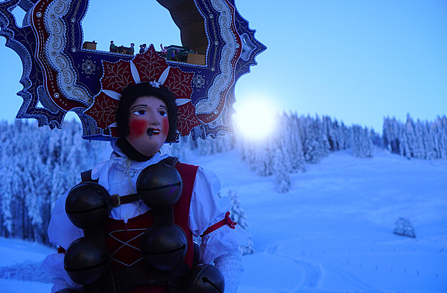 Kam se poděla jejich pověstná přesnost? Švýcaři vítají Nový rok se zpožděním