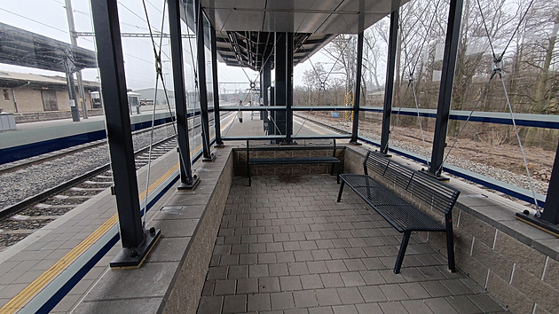 Inspirace Rakouskem. Správa železnic buduje čekárny přímo na nástupištích