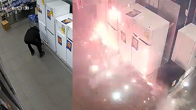 Nečekaný trik zlodějů se nevyplatil. Přímo v obchodě odpálili ohňostroj