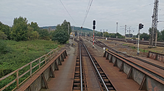 Na co zírá mašinfíra: S Bardotkou z Kutné Hory až ke Sluneční zátoce