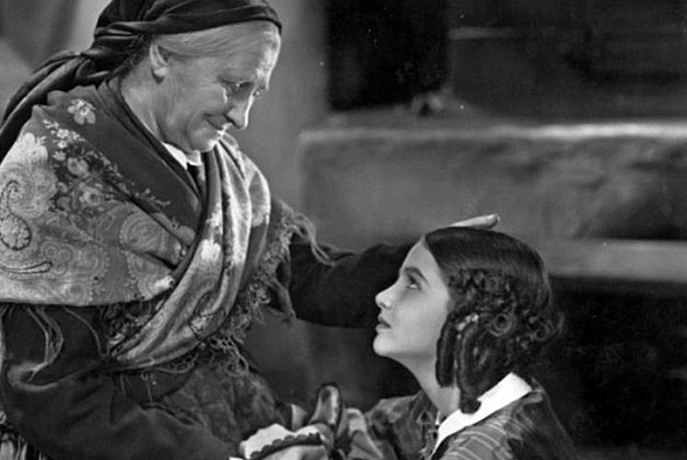 Vrátila bych módu a vstřícnost, říká představitelka Adélky v Babičce z roku 1940