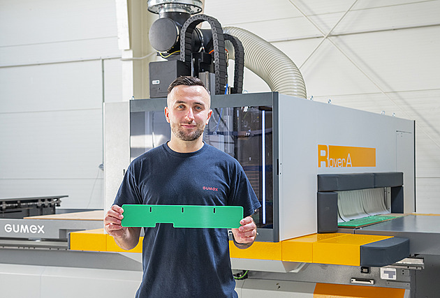 5 důvodů, proč konstruktéři nahrazují kovové díly plastovými deskami