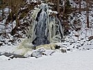 Vodop�d v Ter�in� �dol� zamrz�