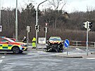 Nehoda dvou vozidel v Praze. Srazilo se i auto z�chrann� slu�by. (3. ledna 2026)