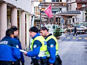 Následky exploze ve �výcarském ly�a�ském st�edisku Crans-Montana (1. ledna 2026)