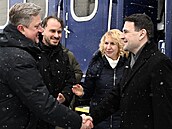 Ministr zahrani�í Petr Macinka (vpravo) p�icestoval na náv�t�vu Kyjeva. (9....