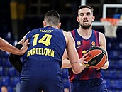 Tomá� Satoranský z FC Barcelona u mí�e, spolupracuje s Willym Hernangómezem.