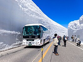 A s tím práv� souvisí zdánlivá p�ed�asnost na�eho lákání k náv�t�v�. P�ístup do...