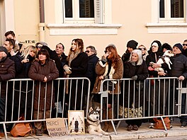 Lidé vzdávají hold zesnulé francouzské filmové ikon� Brigitte Bardotové jejím...