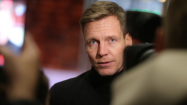 O v�kendu 7. a 8. �nora �esk� daviscupov� t�m pod veden�m kapit�na Tom�e Berdycha v Jihlav� sehraje utk�n� �vodn�ho kvalifika�n�ho kola proti �v�dsku. (5. 1. 2026)