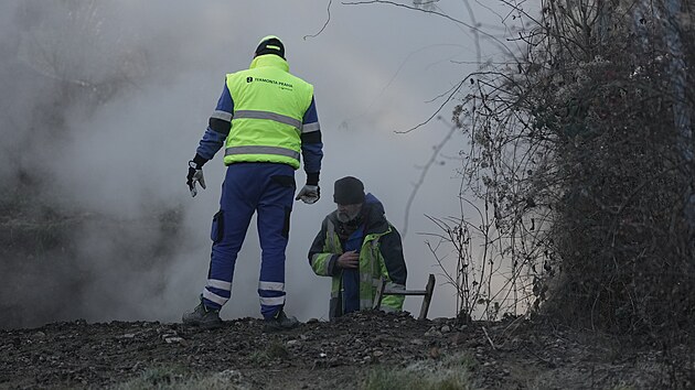 V�ce ne� 10 tis�c dom�cnost� v Praze 4 je kv�li poru�e horkovodu bez dod�vek tepla. (6. ledna 2026)