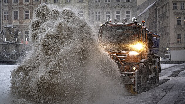 Sn�hov� a mraziv� po�as� v Praze. (9. ledna 2026)