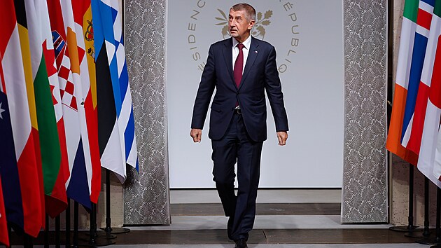 Premi�r Andrej Babi� se z��astnil jedn�n� l�dr� takzvan� koalice ochotn�ch, tedy zem� podporuj�c�ch Ukrajinu napadenou Ruskem. (6. ledna 2026)