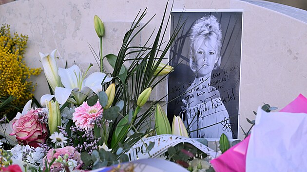 Poh�eb here�ky Brigitte Bardotov� (7. ledna 2025)