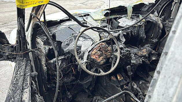 V Praze v Petrovic�ch byl v aut� nalezen mrtv� mu�. Pravd�podobn� se jednalo o �lov�ka bez domova. (8. ledna 2026)