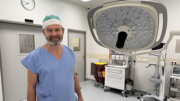 �Ne v�ichni mu�i se zbytn�lou prostatou maj� �i negativn� vn�maj� n�jak� pot�e, minim�ln� polovin� z nich v�ak obt�e ovliv�uj� nep��zniv� kvalitu �ivota,� tvrd� zku�en� l�ka� Ivo �aback�.