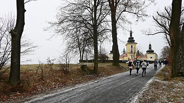 Lipov� alej u poutn�ho m�sta Maria Loreto na Chebsku