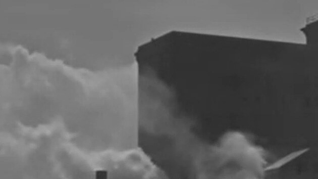 Zimn� Praha p�ed 100 lety �elila smogu