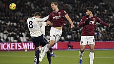 Hlavi�ka Tomá�e Sou�ka, která p�edcházela vlastnímu gólu Murilla.