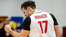 Jaromír Boha�ík slaví v utkání Ligy mistr� proti Heidelbergu.