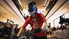 Adrenalinový závod Arkády Trigea DownMall 2026 p�inese do obchodního centra...