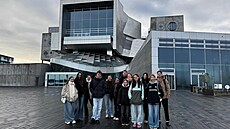 Na téhle �kole se stále n�co d�je