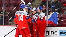 �e�tí junio�i se radují z gólu.